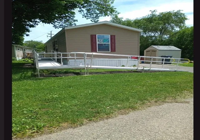 Photo 1 of Single family home for sale at 162 Lynn Ln, Mankato, MN 56001 | MLS# 7162604 | Listing updated on 2026-10-23