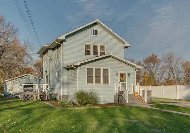 Photo 2 of Single family home for sale at 28 Francis St, West Fargo, ND 58078 | MLS# 7162610 | Listing updated on 2026-10-27