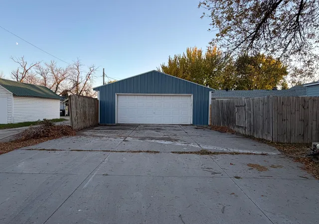 Photo 4 of Single family home for sale at 202 7th Street S, Breckenridge, MN 56520 | MLS# 7162622 | Listing updated on 2026-10-22