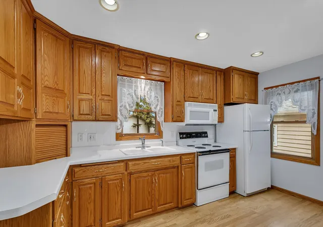 Photo 3 of Single family home for sale at 720 29th Avenue N, Saint Cloud, MN 56303 | MLS# 7162634 | Listing updated on 2026-10-29