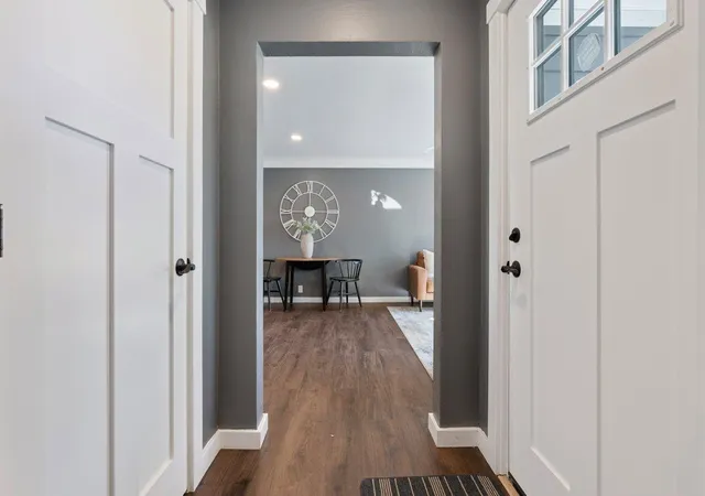 Photo 3 of Single family home for sale at 1224 6th Avenue S, South Saint Paul, MN 55075 | MLS# 7162640 | Listing updated on 2026-10-29
