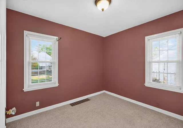 Photo 4 of Single family home for sale at 3106 Hayes St NE, Minneapolis, MN 55418 | MLS# 7162681 | Listing updated on 2026-10-22