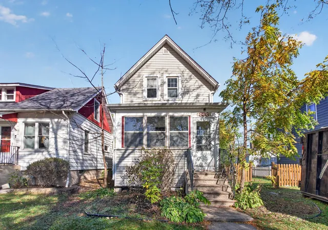 Photo 1 of Single family home for sale at 893 Scheffer Ave, Saint Paul, MN 55102 | MLS# 7162709 | Listing updated on 2026-10-28