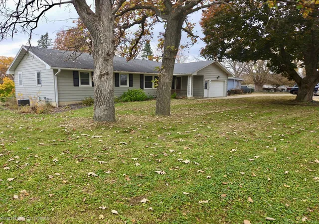 Photo 1 of Single family home for sale at 3956 Oak Park Cir Se, Rochester, MN 55904 | MLS# 7162710 | Listing updated on 2026-10-28