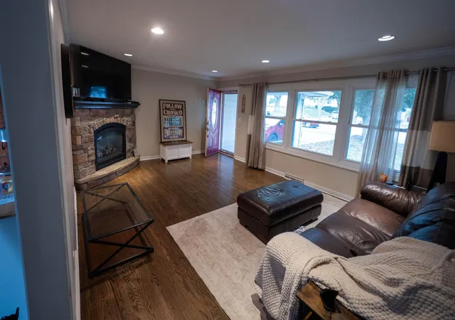 Photo 1 of Single family home for sale at 3956 Oak Park Cir SE, Rochester, MN 55904 | MLS# 7162710 | Listing updated on 2026-10-28