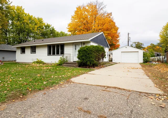Single family home for sale at 722 25th Avenue N, Saint Cloud, MN 56303 | MLS# 7162714