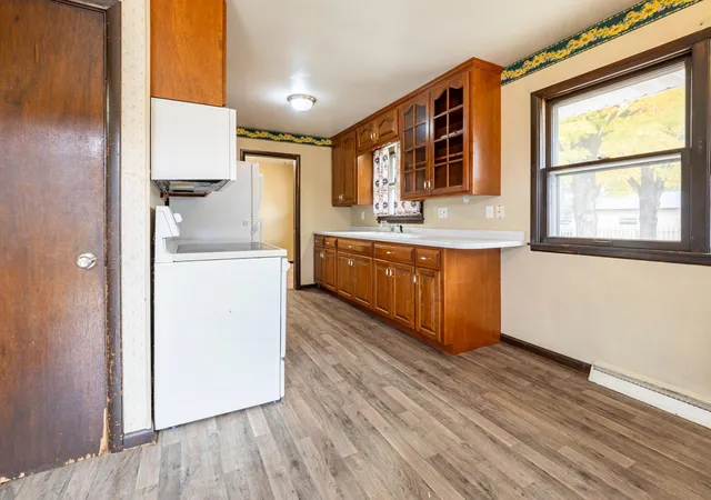 Photo 2 of Single family home for sale at 722 25th Avenue N, Saint Cloud, MN 56303 | MLS# 7162714 | Listing updated on 2026-10-22