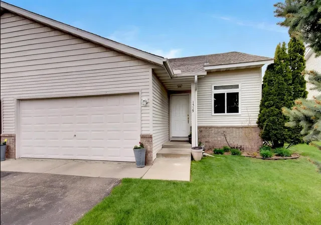 Photo 2 of Single family home for sale at 1519 Balinese St, Shakopee, MN 55379 | MLS# 7162723 | Listing updated on 2026-10-23