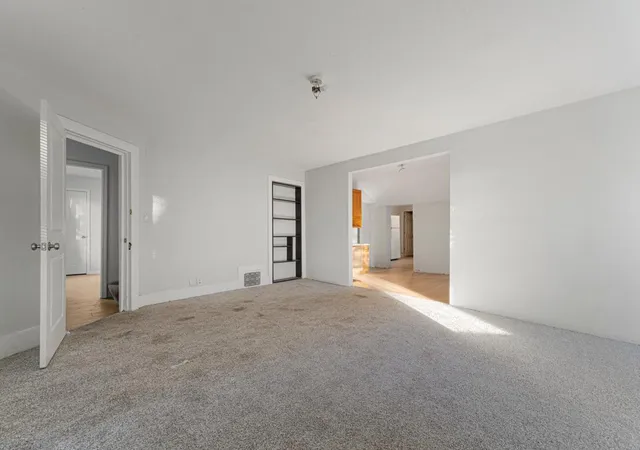 Photo 3 of Single family home for sale at 127 N 2nd Street, Le Sueur, MN 56058 | MLS# 7162753 | Listing updated on 2026-10-22