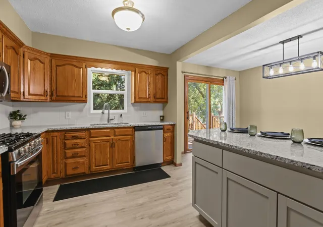 Photo 3 of Single family home for sale at 13819 Nw Quinn St, Andover, MN 55304 | MLS# 7162755 | Listing updated on 2026-10-23