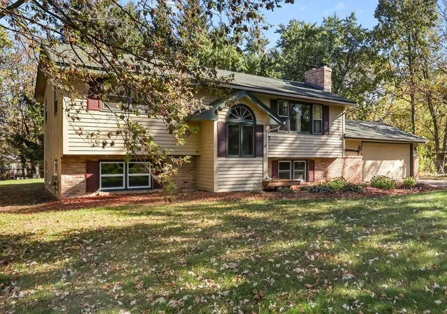 Photo 3 of Single family home for sale at 13819 NW Quinn St, Andover, MN 55304 | MLS# 7162755 | Listing updated on 2026-10-23