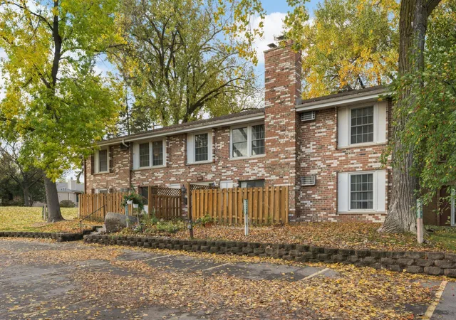 Listing Photo 4 - Condo for sale in building located at 4548 Cedar Lake Rd S, St. Louis Park, MN 55416 - Unit #2