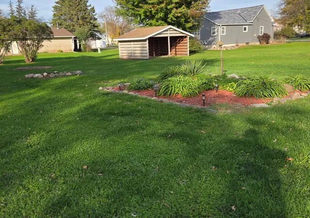 Photo 3 of Single family home for sale at 208 2nd Street SW, Grand Meadow, MN 55936 | MLS# 7162811 | Listing updated on 2026-10-21