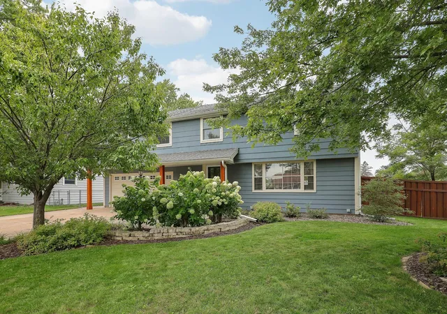 Photo 1 of Single family home for sale at 11840 Wren St Nw, Minneapolis, MN 55433 | MLS# 7162832 | Listing updated on 2026-10-21