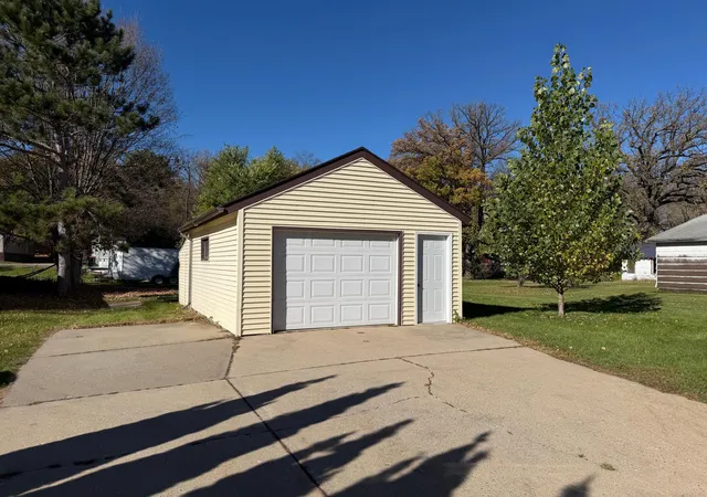 Photo 3 of Single family home for sale at 830 Main St N, Browerville, MN 56438 | MLS# 7162851 | Listing updated on 2026-10-23
