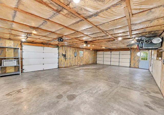 Photo 3 of Single family home for sale at 110 Pine St NW, New London, MN 56273 | MLS# 7162854 | Listing updated on 2026-10-22