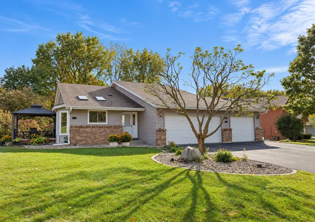 Photo 1 of Single family home for sale at 1814 Walnut Ln, Saint Paul, MN 55122 | MLS# 7162857 | Listing updated on 2026-10-21