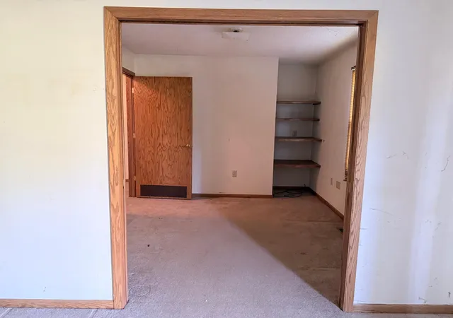Photo 3 of Single family home for sale at 4879 Orchid Ln N, Minneapolis, MN 55446 | MLS# 7162861 | Listing updated on 2026-10-21