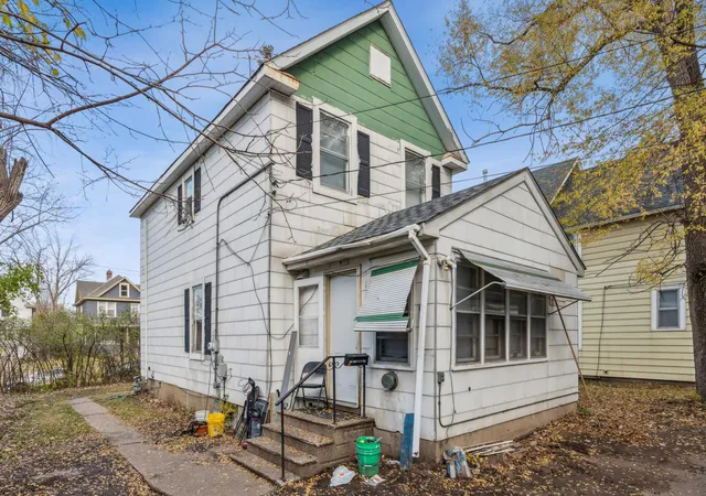 Single family home for sale at 760 Minnehaha Ave E, Saint Paul, MN 55106 | MLS# 7162870