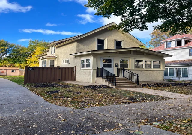 Single family home for sale at 1033 15th Avenue SE, Minneapolis, MN 55414 | MLS# 7162883