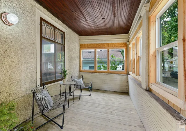 Photo 2 of Single family home for sale at 1033 15th Avenue Se, Minneapolis, MN 55414 | MLS# 7162883 | Listing updated on 2026-10-23
