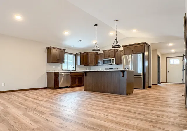 Photo 1 of Single family home for sale at 432 53rd Avenue Se, Saint Cloud, MN 56304 | MLS# 7162887 | Listing updated on 2026-10-23