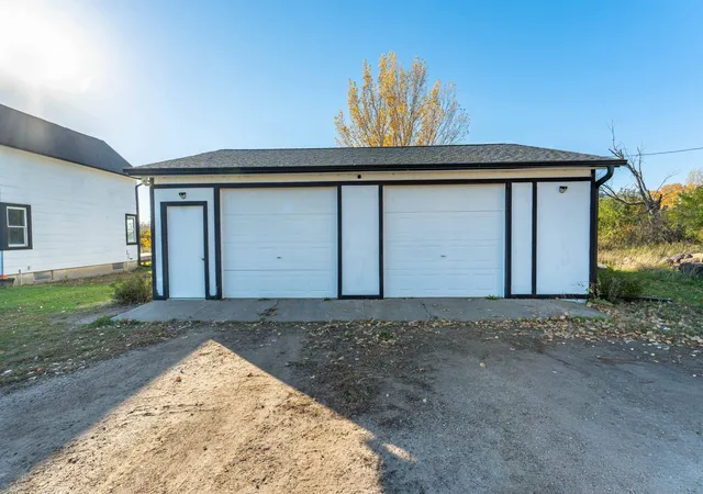 Photo 4 of Single family home for sale at 18232 250th Street, Fergus Falls, MN 56537 | MLS# 7162975 | Listing updated on 2026-10-26