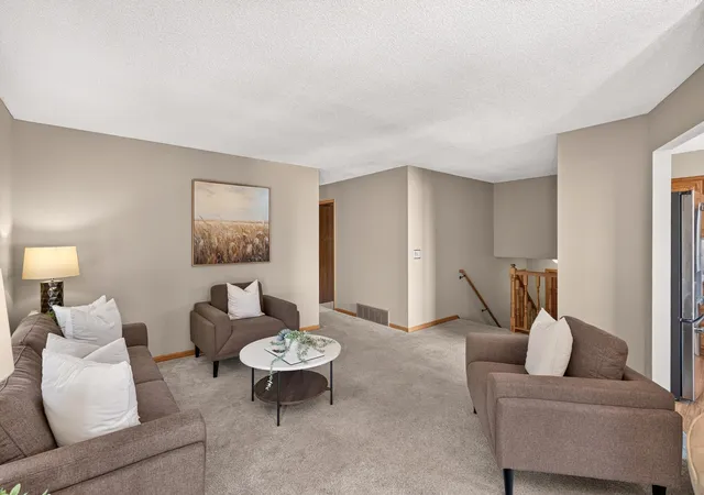Photo 3 of Single family home for sale at 8026 173rd Street W, Lakeville, MN 55044 | MLS# 7163033 | Listing updated on 2026-10-22