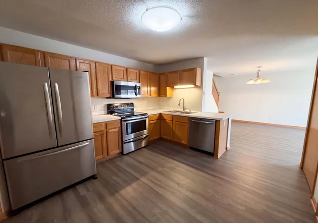 Photo 4 of Single family home for sale at 11544 Elmwood Ave N, Champlin, MN 55316 | MLS# 7163034 | Listing updated on 2026-10-21