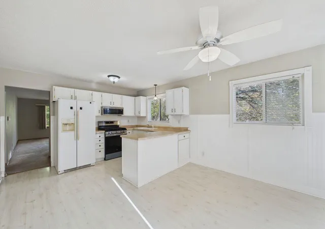 Photo 3 of Single family home for sale at 455 W Eagle Lake Dr, Maple Grove, MN 55369 | MLS# 7163060 | Listing updated on 2026-10-23