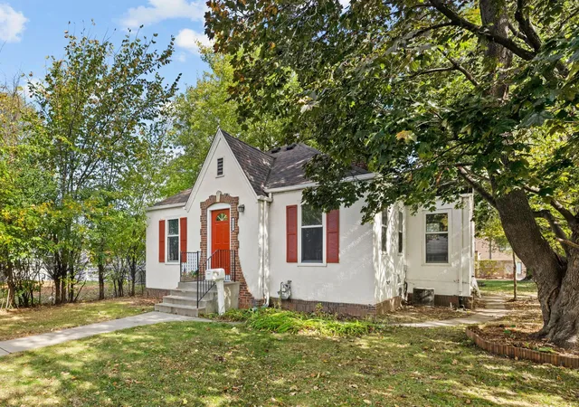 Photo 3 of Single family home for sale at 6533 Bloomington Ave S, Minneapolis, MN 55423 | MLS# 7163090 | Listing updated on 2026-10-23
