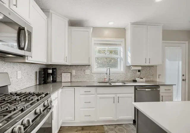 Photo 3 of Single family home for sale at 5851 Moonlight Way NE, Prior Lake, MN 55372 | MLS# 7163115 | Listing updated on 2026-10-23