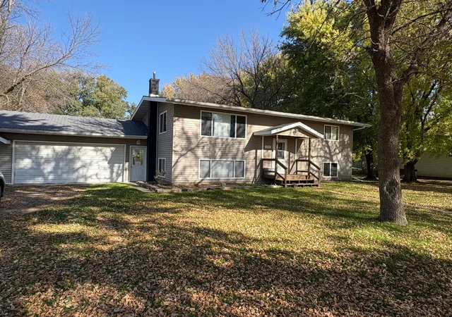 Photo 1 of Single family home for sale at 280 10th Street Ne, Benson, MN 56215 | MLS# 7163123 | Listing updated on 2026-10-23