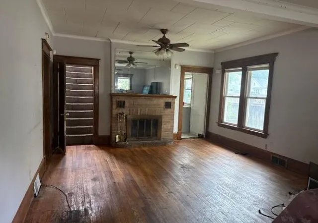 Photo 4 of Single family home for sale at 1124 Maryland Ave E, Saint Paul, MN 55106 | MLS# 7163161 | Listing updated on 2026-10-22