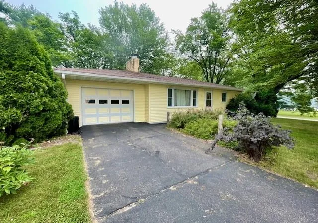 Photo 1 of Single family home for sale at 707 Forrest St, Black River Falls, WI 54615 | MLS# 7163165 | Listing updated on 2026-10-22