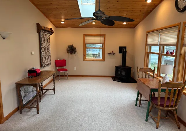 Photo 3 of Single family home for sale at 411 Thomas Hl Rd, Jackson, MN 56143 | MLS# 7163172 | Listing updated on 2026-10-22