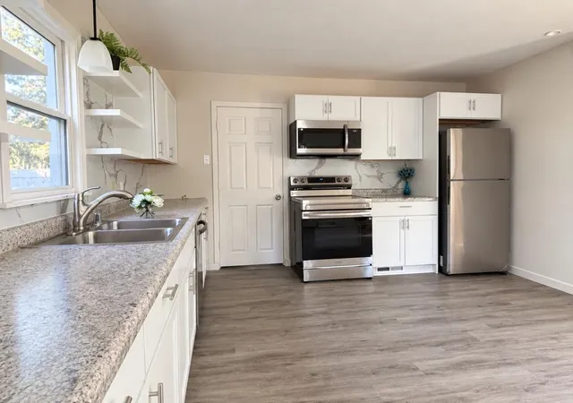 Photo 3 of Single family home for sale at 3001 Sheridan Ave N, Minneapolis, MN 55411 | MLS# 7163176 | Listing updated on 2026-10-23