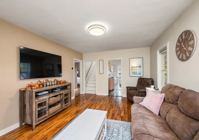 Photo 3 of Single family home for sale at 468 1st Avenue SW, Forest Lake, MN 55025 | MLS# 7163196 | Listing updated on 2026-10-28
