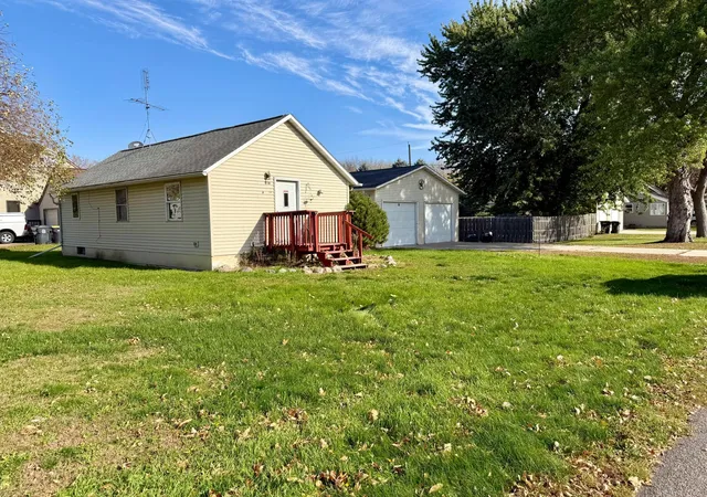 Photo 1 of Single family home for sale at 214 North St E, Vesta, MN 56292 | MLS# 7163243 | Listing updated on 2026-10-29