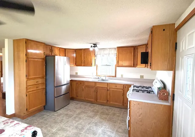 Photo 3 of Single family home for sale at 214 North St E, Vesta, MN 56292 | MLS# 7163243 | Listing updated on 2026-10-29
