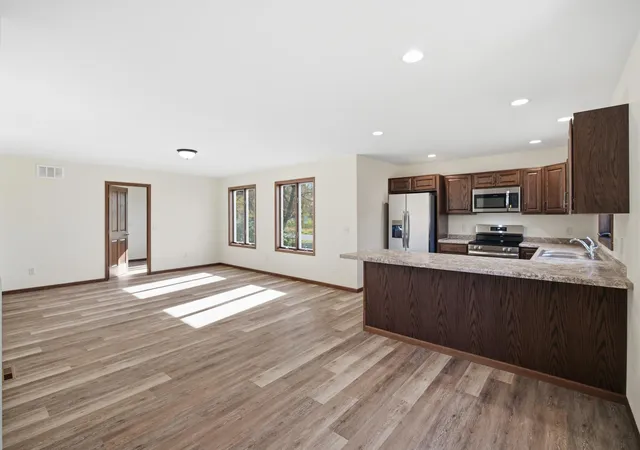 Photo 3 of Single family home for sale at 439 11th Street Se, Waseca, MN 56093 | MLS# 7163324 | Listing updated on 2026-10-23