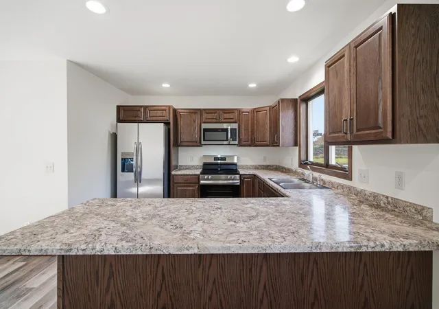 Photo 4 of Single family home for sale at 439 11th Street SE, Waseca, MN 56093 | MLS# 7163324 | Listing updated on 2026-10-23