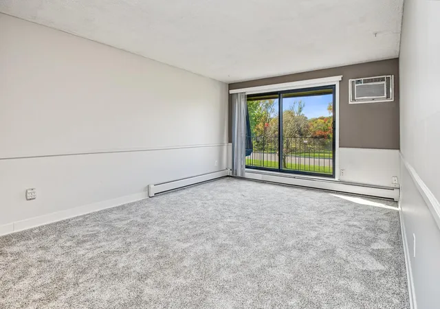 Listing Photo 4 - Condo for sale in building located at 3461 Kent St, Shoreview, MN 55126 - Unit #1207
