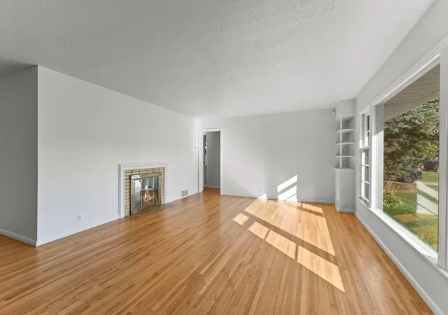 Photo 1 of Single family home for sale at 1501 Preston Ln, Hopkins, MN 55343 | MLS# 7163341 | Listing updated on 2026-10-24