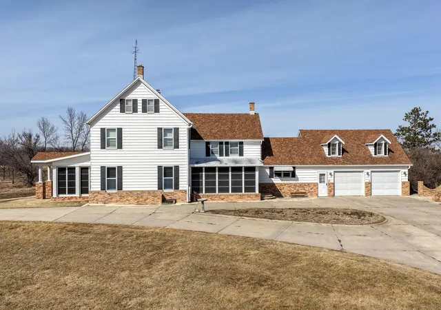 Photo 1 of Single family home for sale at 31468 County Hwy 61, Ottertail, MN 56571 | MLS# 7163345 | Listing updated on 2026-10-23