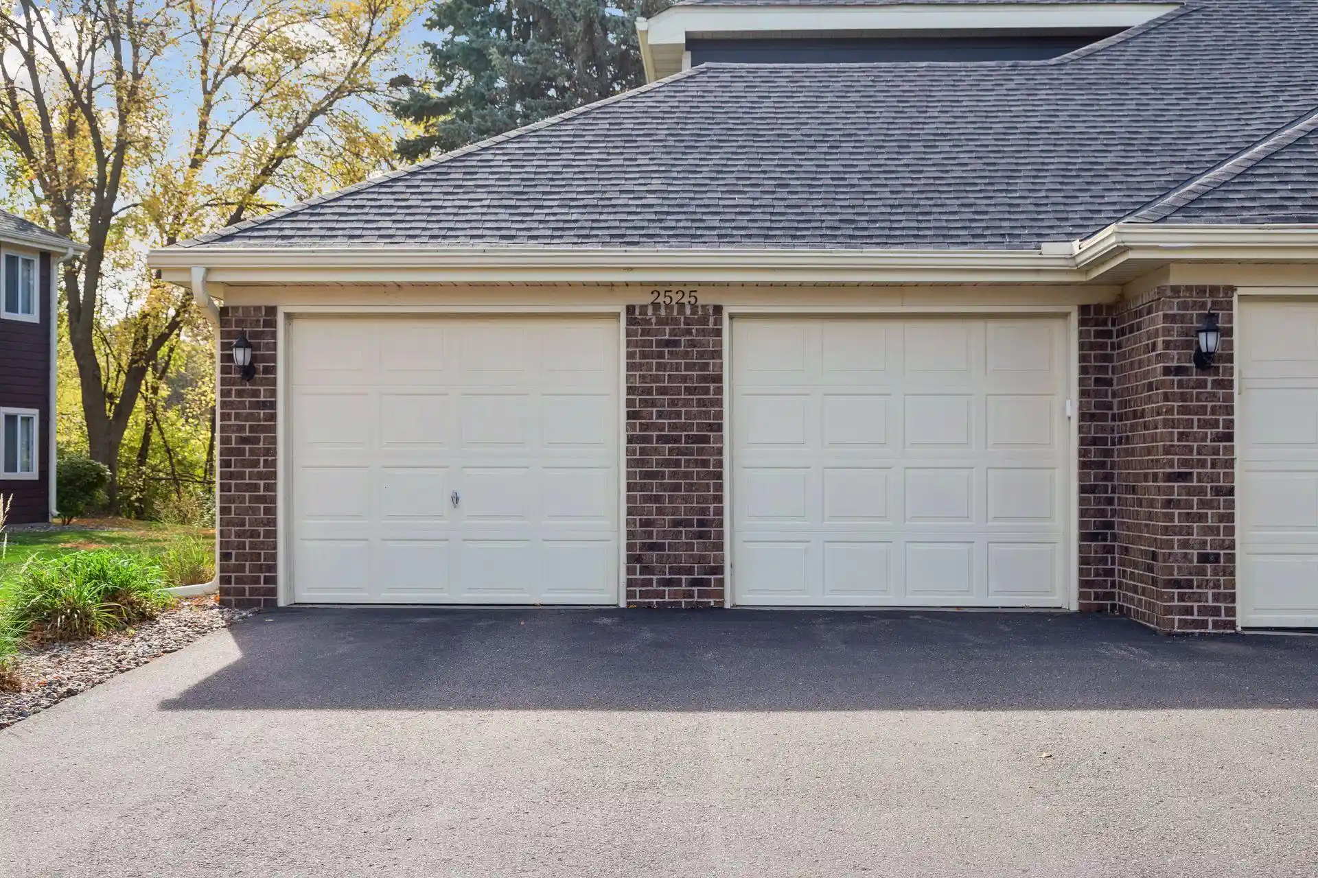 Listing Photo 2 - Condo for sale in 2525 Concord Wy located at 2525 Concord Wy, Saint Paul, MN 55120 - Unit #123