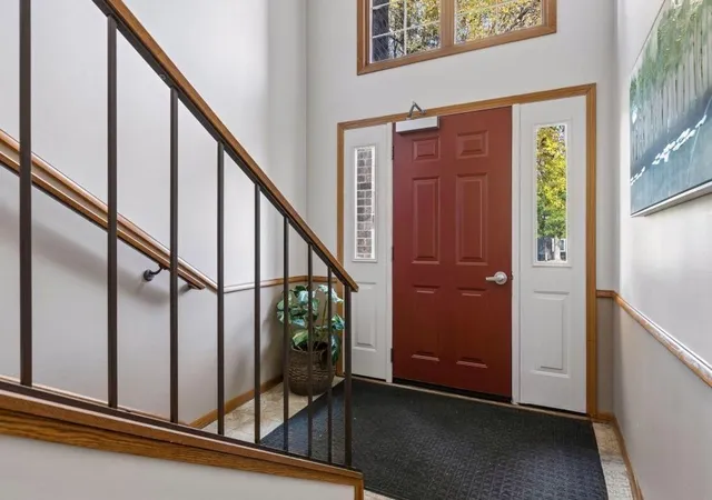 Listing Photo 4 - Condo for sale in building located at 2525 Concord Wy, Saint Paul, MN 55120 - Unit #123