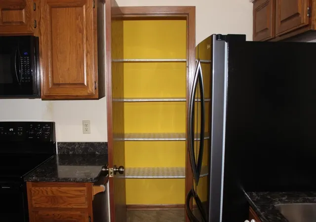 Photo 3 of Condo for sale at 1913 Fox Ridge Dr #B, Saint Paul, MN 55118 | MLS# 7163369 | Listing updated on 2026-10-23