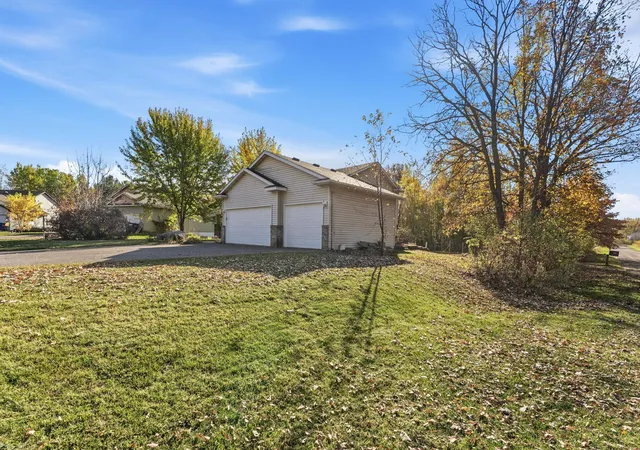 Photo 3 of Single family home for sale at 300 Madeline Ct, Pine City, MN 55063 | MLS# 7163430 | Listing updated on 2026-10-23