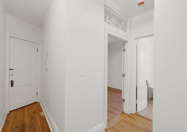 Listing Photo 1 - Condo for sale in building located at 220 Marshall Ave, St. Paul, MN 55102 - Unit #3